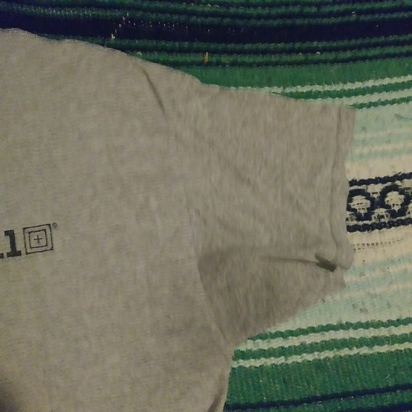 Large Gray 5.11 Tactical Shirt! - Picture 3 of 5